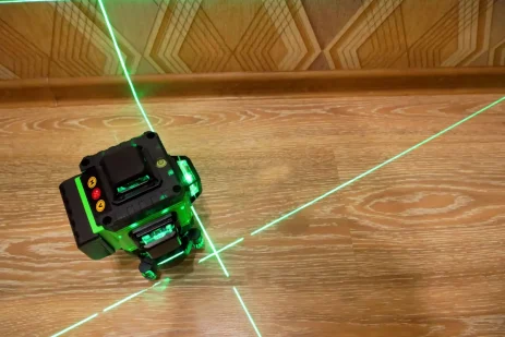 decouvrez-les-avantages-du-laser-vert-pour-vos-projets-de-precision