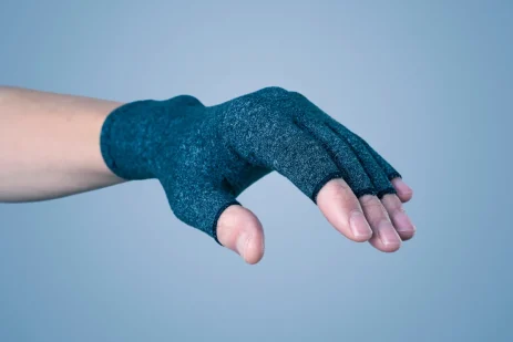 decouvrez-les-bienfaits-du-gant-de-compression-pour-votre-bien-etre